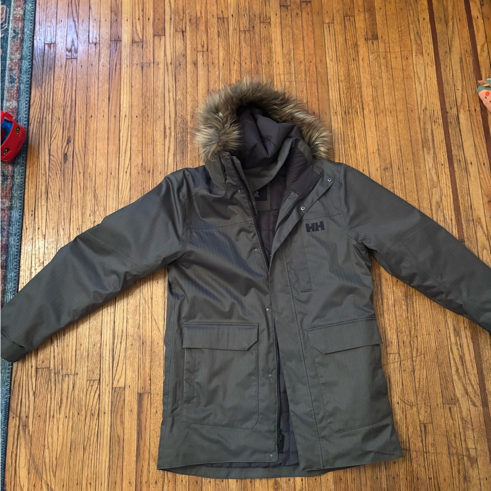 Helly Hansen Men's Charcoal Puffer Jacket with Fur Trim